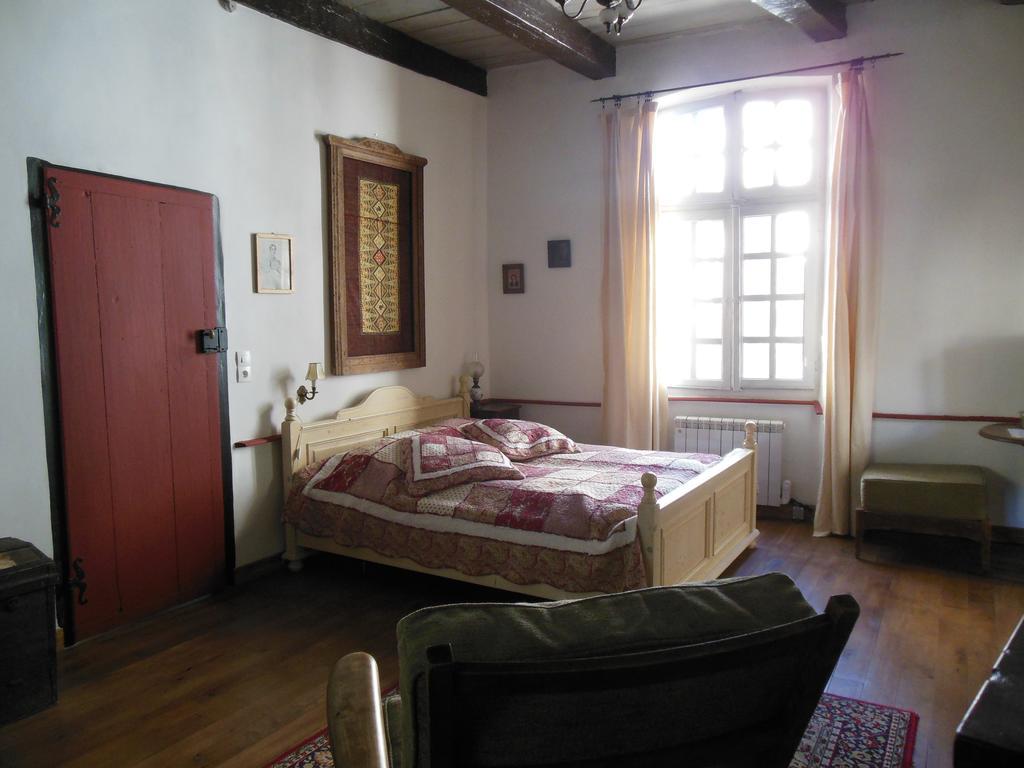 Auberge Lion D'Or Сент-Антонен Номер фото